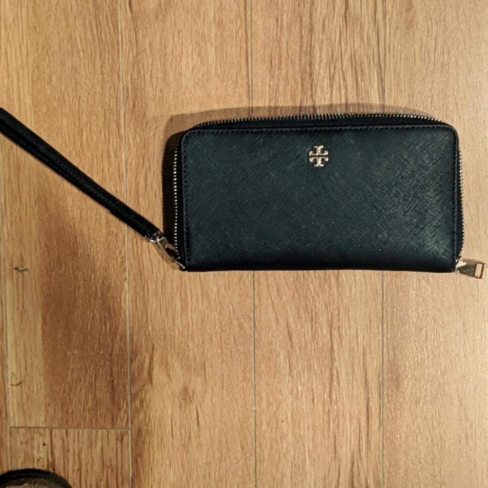 Tory Burch Trendy Wristlet Wallet Navy